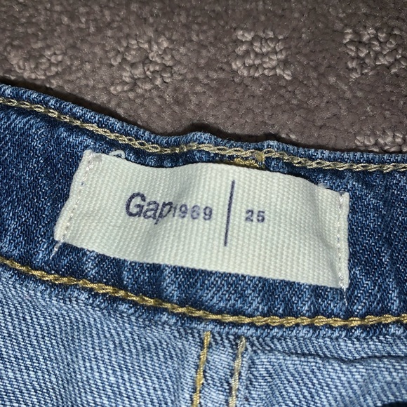 Gap jean skirt - Picture 2 of 2